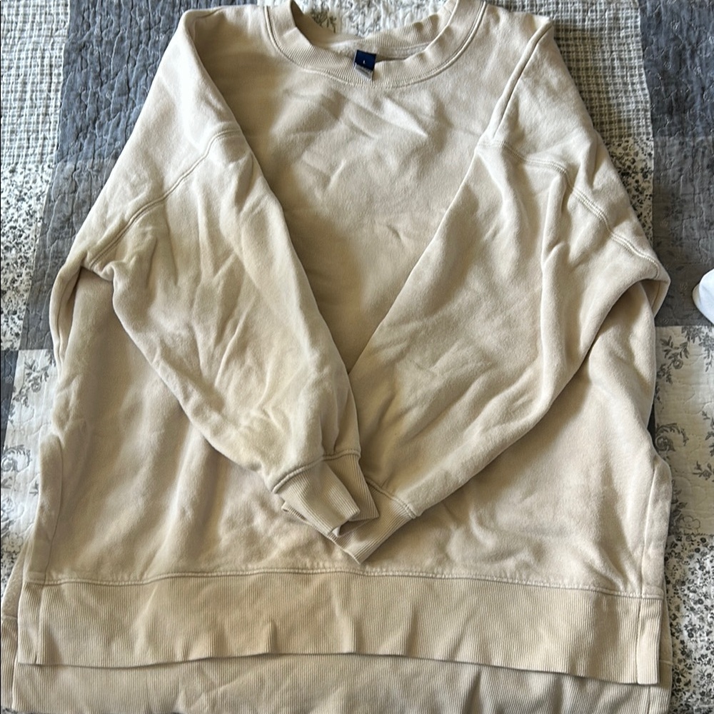 Old Navy Tan Sweatshirt Classic Knit Design